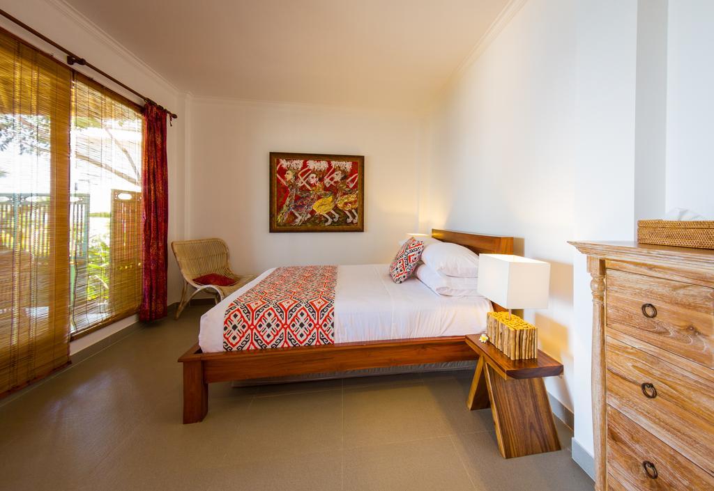 Aquamarine Beach Villas Amed Екстериор снимка